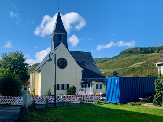 Evangelische Friedenskirche Ahrweile, Provisorischer Ort des Kerit